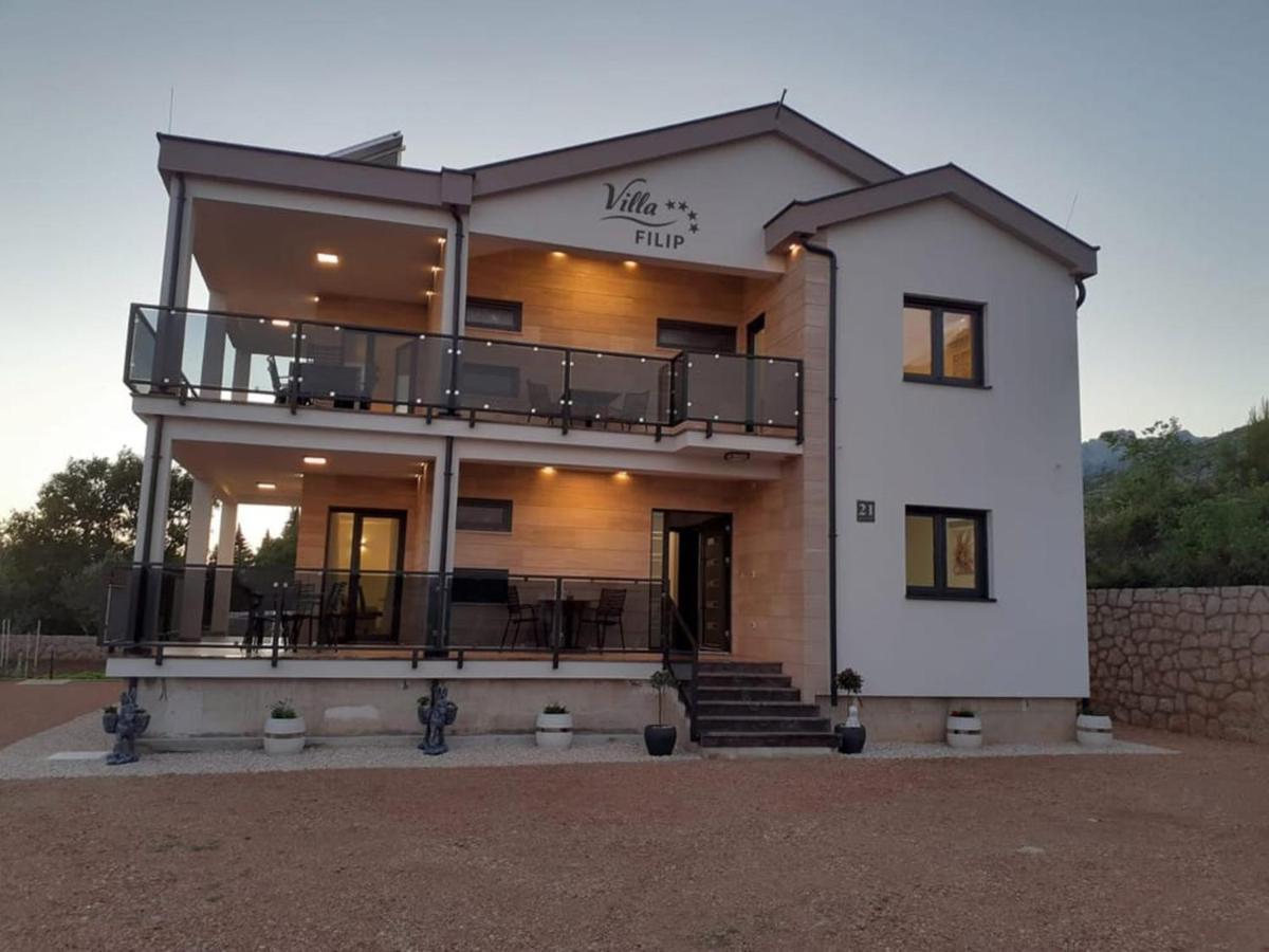 Villa Apartments Filip Starigrad Paklenica Buitenkant foto